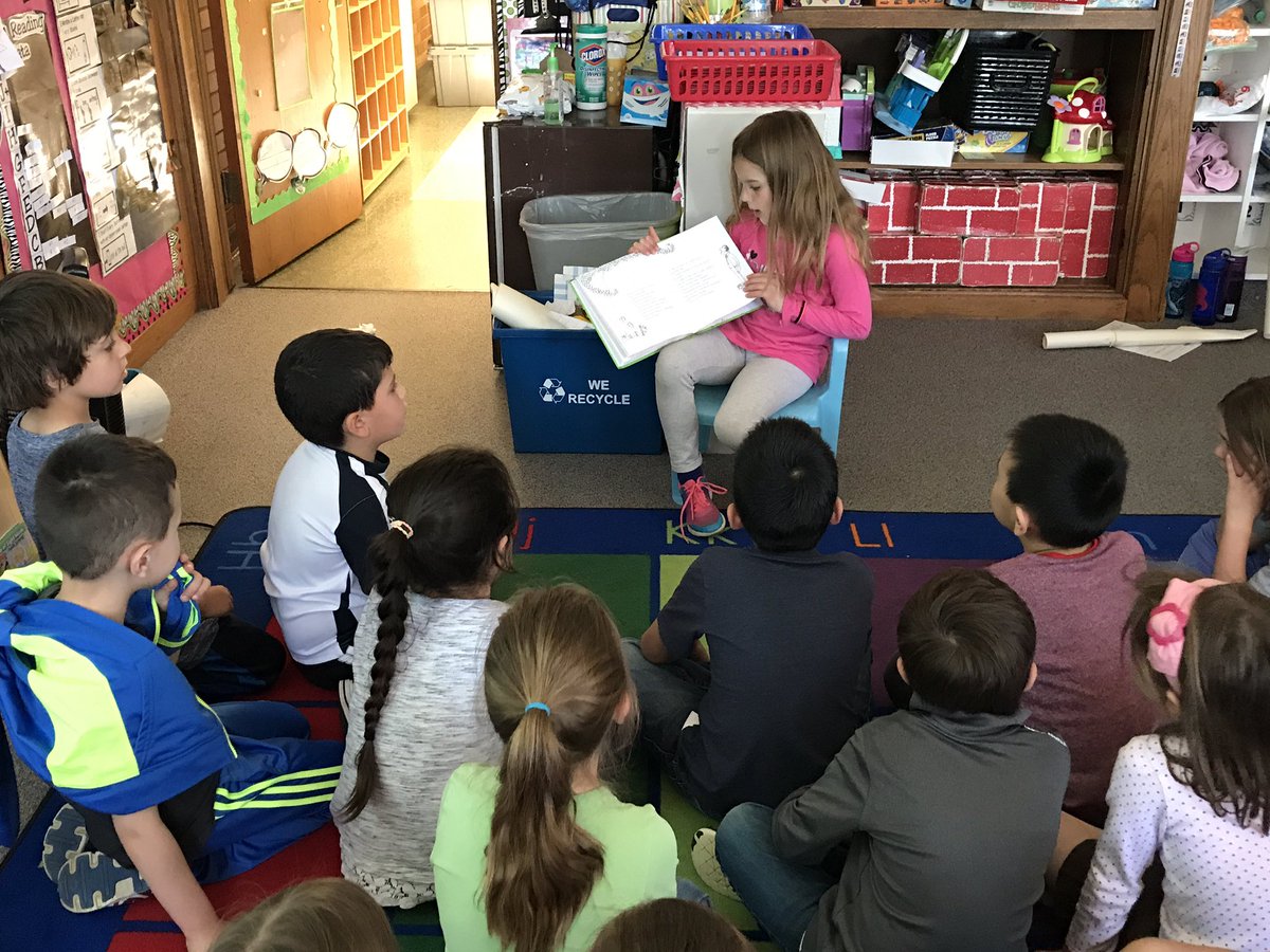 robak_jenny's tweet photo. Love when my students from last year come back to read to my kindergarteners!!! #troyunion #tsdthinkers #readingiscontagious https://t.co/Llb6xEwXmv