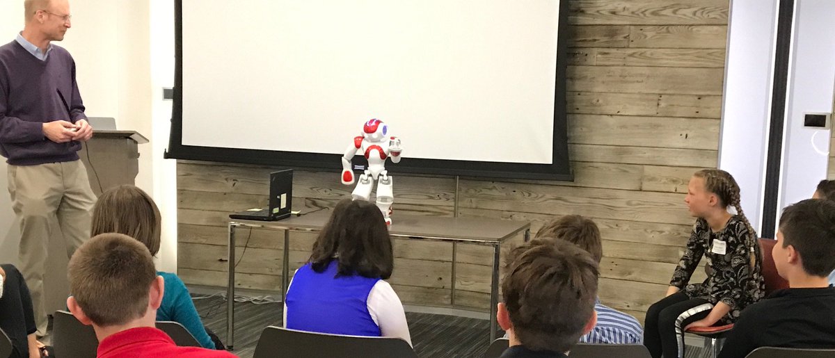 5th graders visited <a href="/IBM/">IBM</a> research lab &amp; met Jessica, #TJBot, &amp; Watson, the famous robot that beat <a href="/Jeopardy/">Jeopardy!</a> champions! #KLActiveLearning