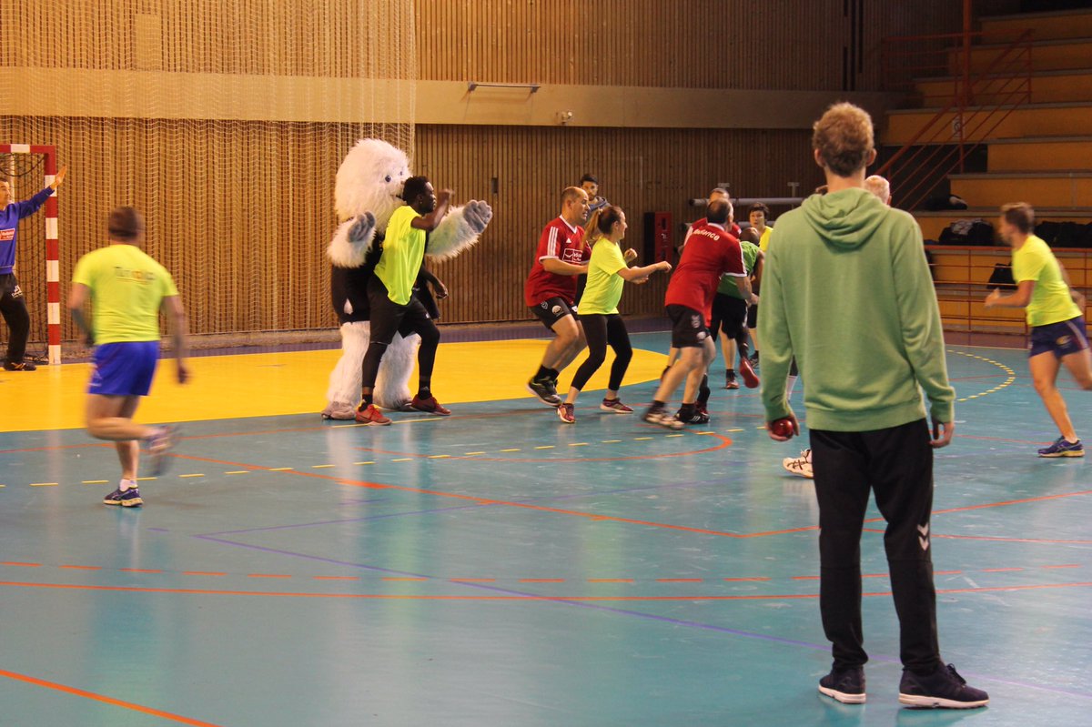 TeamChambe's tweet photo. Dernière chance ce soir pour se qualifier pour le Final Four de notre #TournoiDesPartenaires 2016-2017 ! #ObjectifFinal4 💪🏻 https://t.co/nrsh4Hdqku