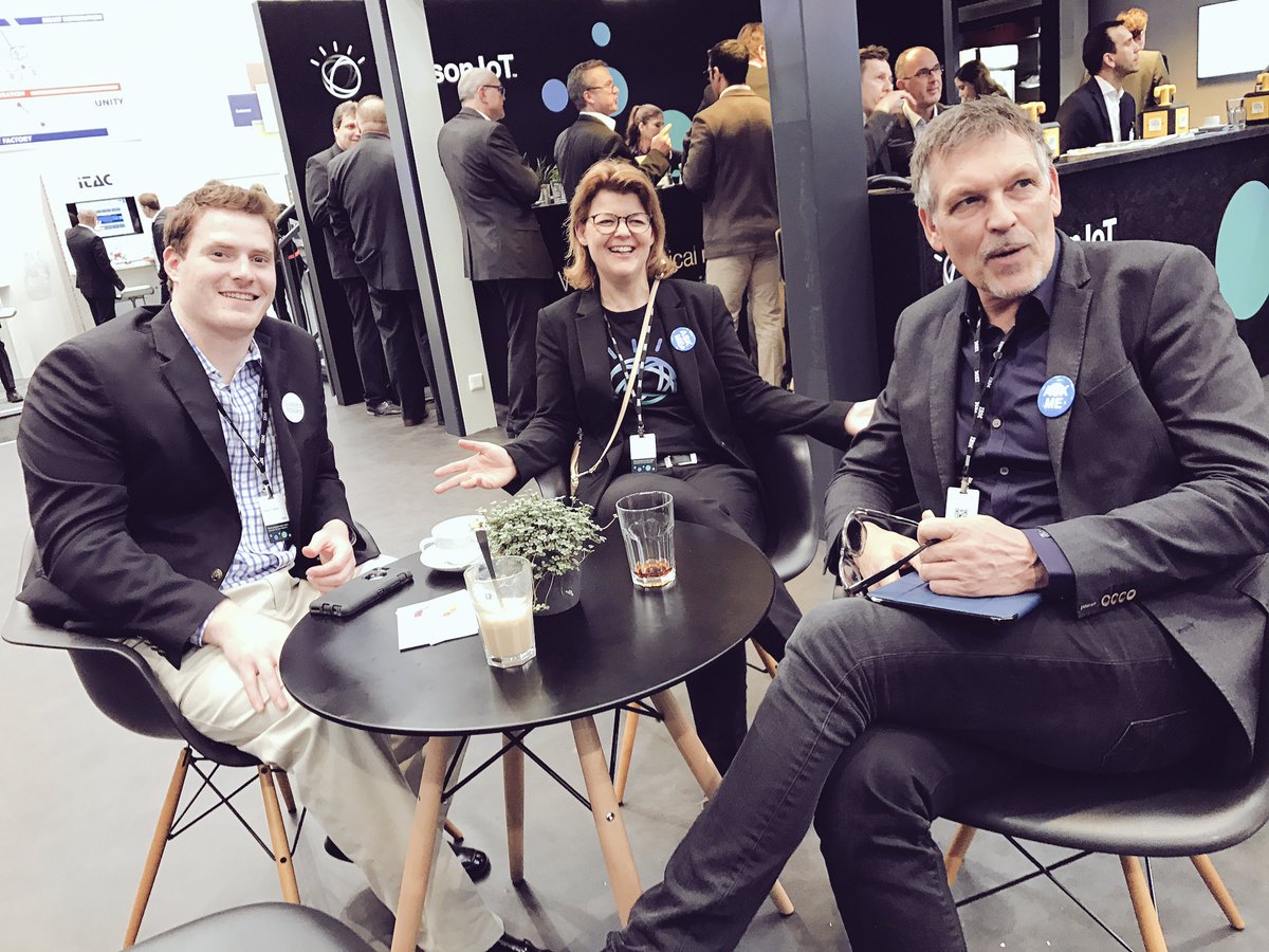 theRab's tweet image. Ask them anything about Digital Twin and IBM Design Thinking — Albert Traylor, @AnnetteHodapp and Marcel Baron at #IBMHM #HMI17