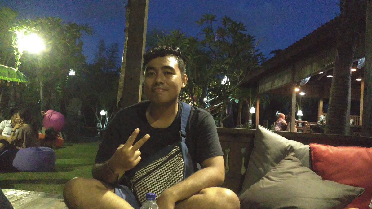 Putu_Ajuzz's tweet photo. makasi buat sahabat meberikan aku kejutan https://t.co/0rRr2skID1