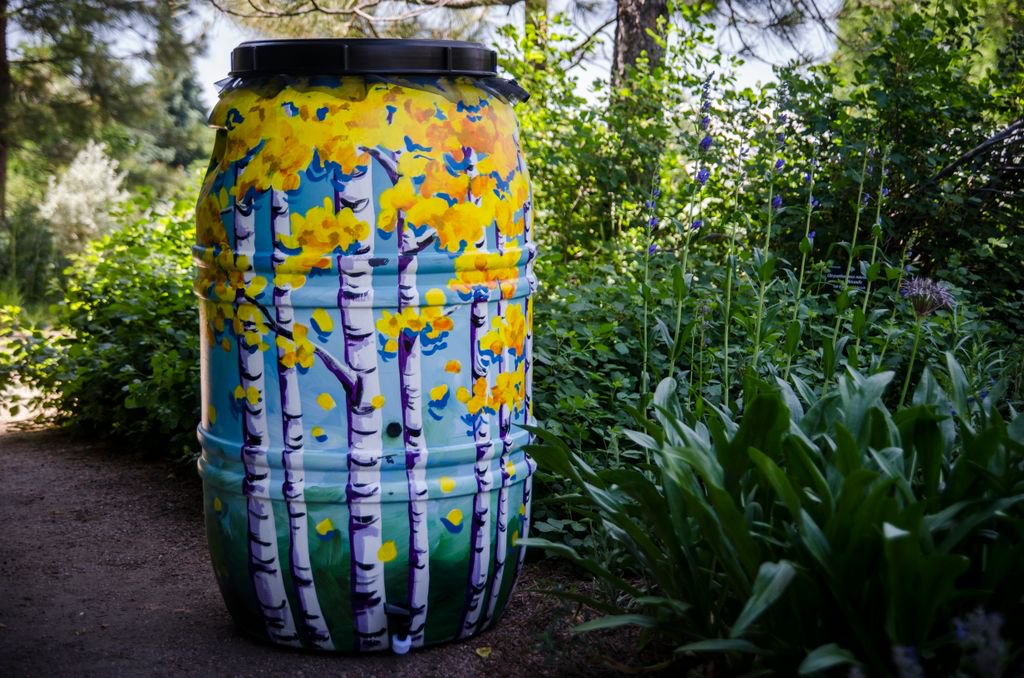 ColoradoMatters's tweet image. Rain's coming -- got your #RainBarrel set up? buff.ly/2osJVba