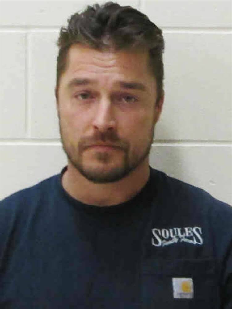 Winesippycup's tweet photo. Yikes! Not a good day for Chris Soules... https://t.co/dptGpXfsml