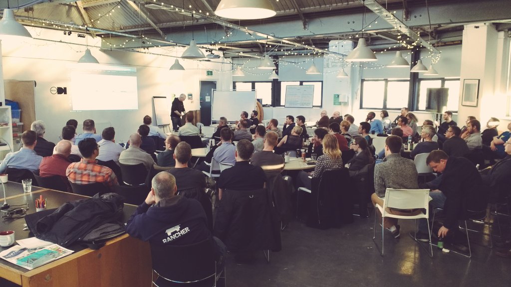 matthewpskelton's tweet image. Big turnout for @leedsDevops meetup with @IanMmmm and @containerschris #leedsdevops #leedsdigi17