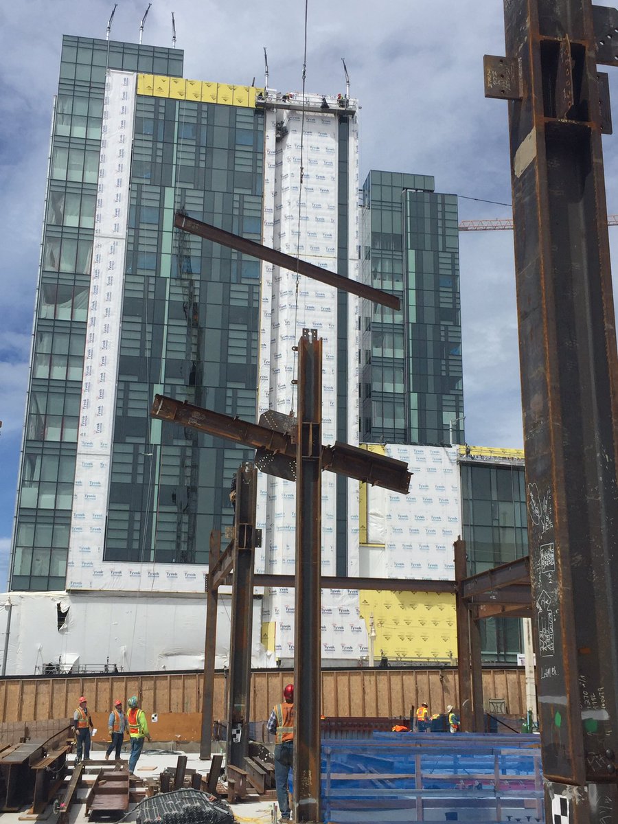 Ellen_Tung's tweet photo. Structural steel at the VNMOB! @pankowbuilders https://t.co/Vwt45WEhQE