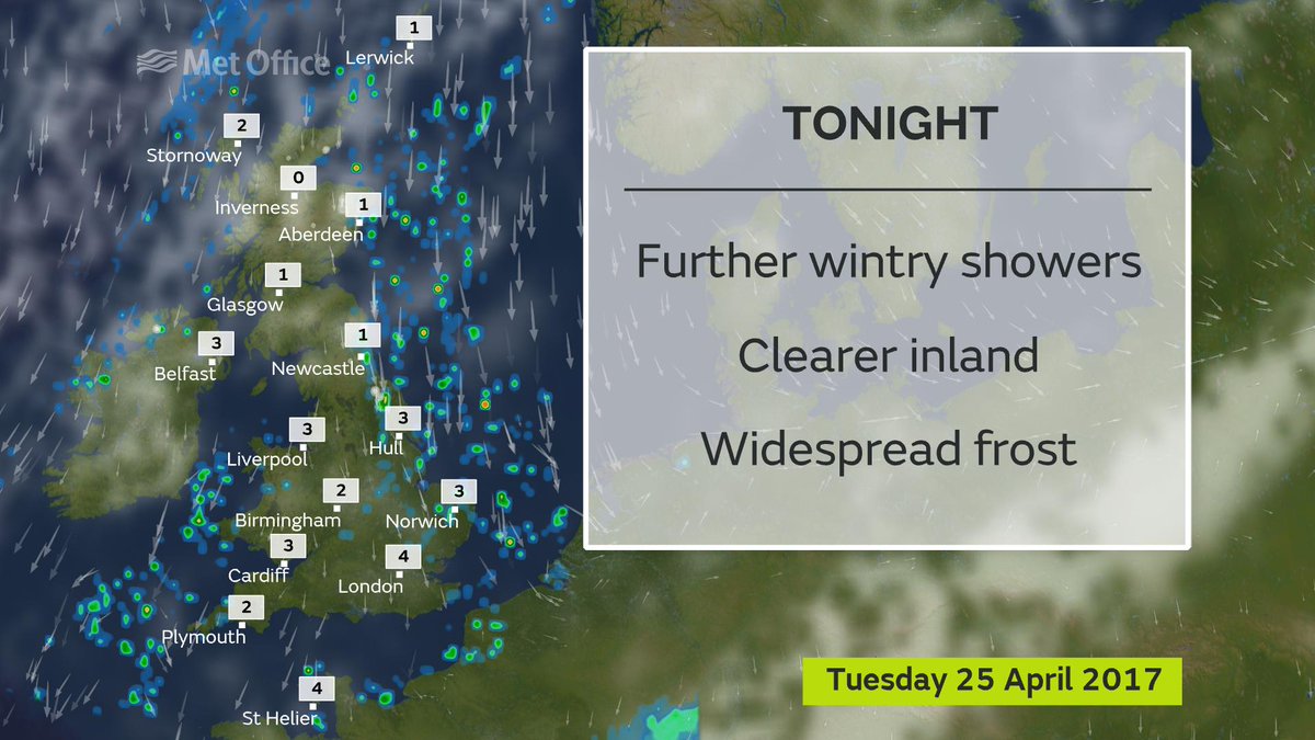 metoffice's tweet photo. Good evening. A cold night ahead with widespread frost for inland areas. Showers dying out for most. https://t.co/a70feA0Qeq ^Alex https://t.co/SgiAX6OF4w