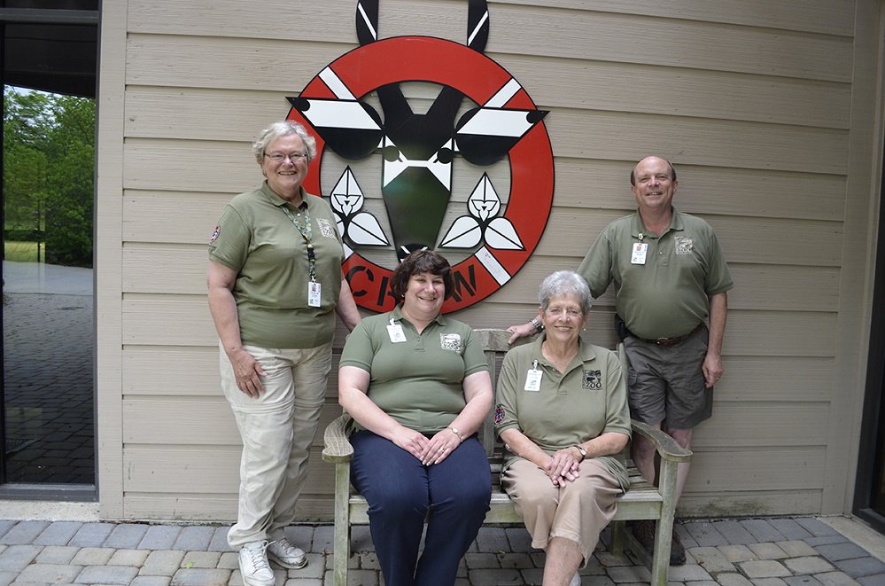 CincinnatiZoo's tweet photo. Here are some all-star CREW volunteers that help inspire future generations to care about wildlife & wild places! #VolunteerApprecationWeek https://t.co/AuBIWFTfxp