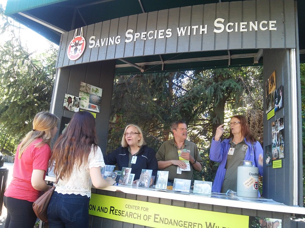 CincinnatiZoo's tweet photo. Here are some all-star CREW volunteers that help inspire future generations to care about wildlife & wild places! #VolunteerApprecationWeek https://t.co/AuBIWFTfxp