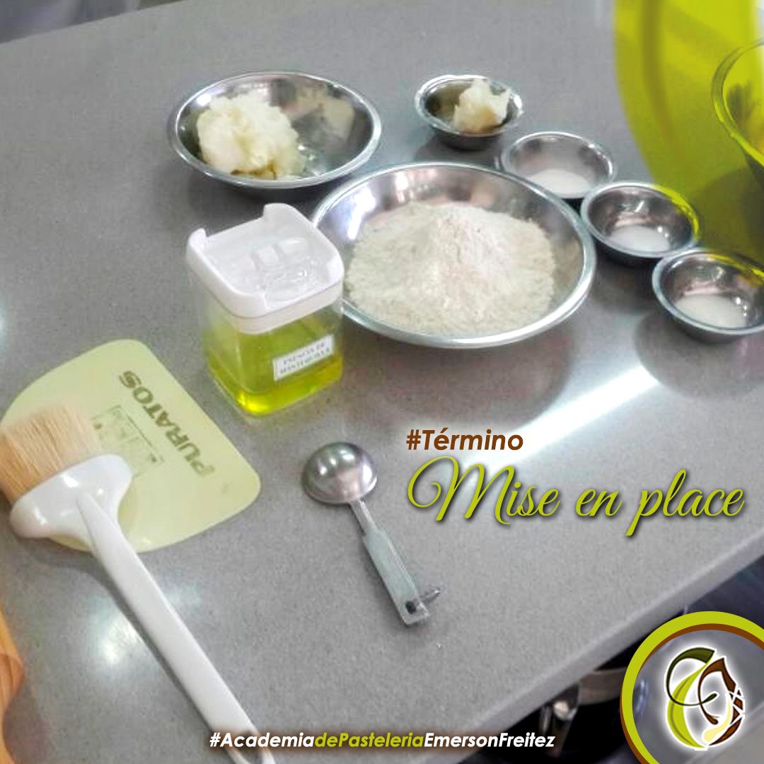 academiaef_'s tweet photo. "Mise en place" es la disposición de todos los ingredientes y utensilios necesarios para elaborar una receta de cocina. https://t.co/sAIYGPow5q