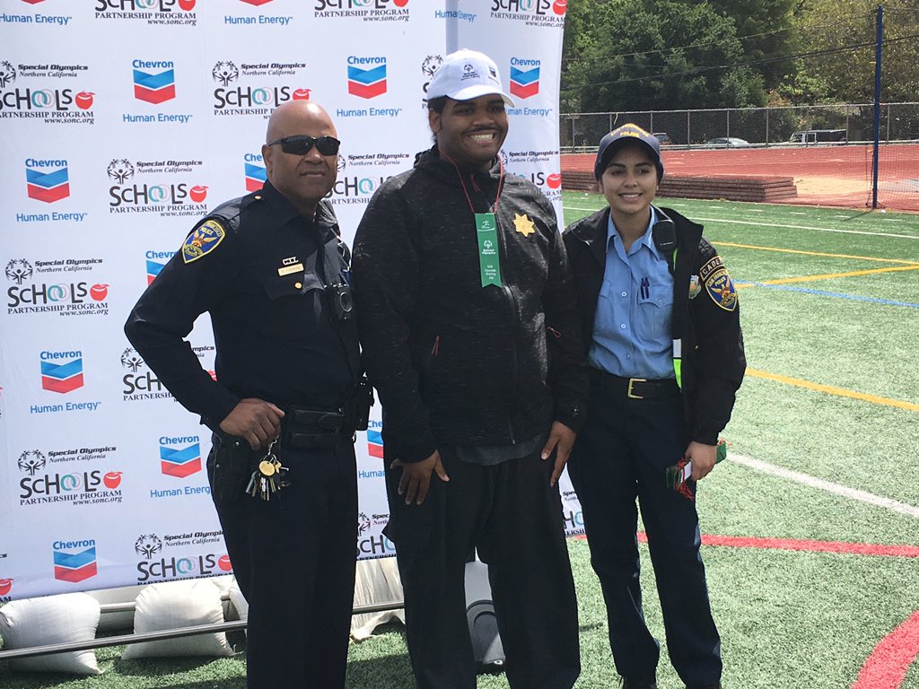 ray_padmore's tweet photo. At the games! Making a difference! https://t.co/NB0wA4BK5Z