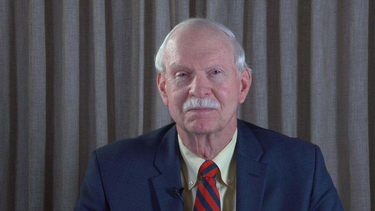 RetinaToday's tweet photo. Harry W. Flynn Jr, MD, details first-line intravitreal antimicrobial agents used to manage #endophthalmitis https://t.co/9zgnzK3rqi #DukeAVS https://t.co/BmUStYJuoD