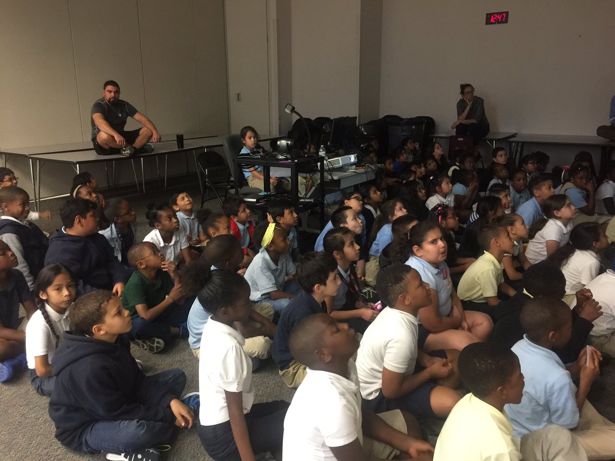 LaVa_Sci's tweet photo. Thank you @texaswildlife Monarch Butterflies videoconference was very engaging @HolmquistES #hmq2nd @AliefScience https://t.co/U76XgEpLve