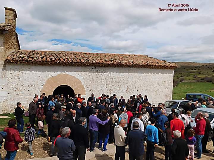 TurVilafranca's tweet photo. #Vilafranca iniciarà el cicle de #rogatives el dia 30 d'abril; visitarà l'ermita de Santa Llúcia, al terme de #Castellfort. Foto Jaime Vives https://t.co/9KqFfrsZx2