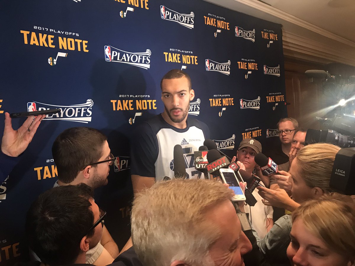 . @rudygobert27 speaks to the media after shootaround #UTAatLAC https://t.co/LNertLkOH6