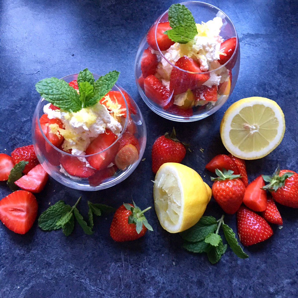 perfectpestogd's tweet photo. Strawberries, mint &amp; limoncello cream 🍓🍋#Dessert #Recipe #Spring https://t.co/NbA2MoIsm9