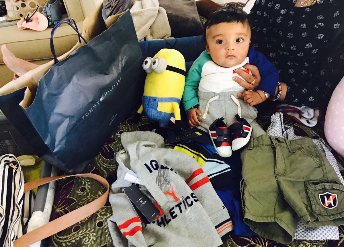 preetshworld's tweet photo. @Gurmeetramrahim #SaintMSG #SarvMeet #Thankyou #FirstShopping #TommyHilfiger #Livermore @TommyHilfiger https://t.co/x7bHgVw47O