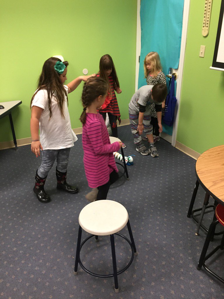 candersonfa's tweet photo. Codeapillar with Kindergarten #anyonecancode https://t.co/Puipr8vyLq