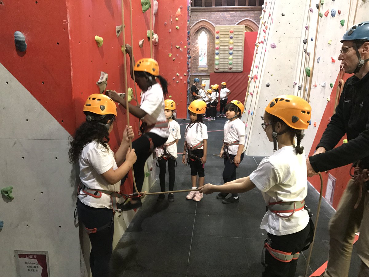 YP_Potential's tweet photo. Yesterday marked the first session for the girls' climbing @MancClimbCentre sponsored by @cariocca_ltd here's a few photos #OneMileProject https://t.co/bCaMfUdLw1