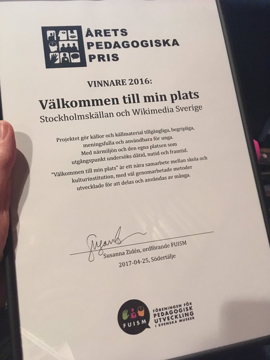 sofiapedagog's tweet photo. Hurra vi - @sthlmskallan @WikimediaSE - vann FUISM:s Årets pedagogiska pris! https://t.co/lyUr640NmY #fuism #vårmöte17 https://t.co/MEHX5y5NCc