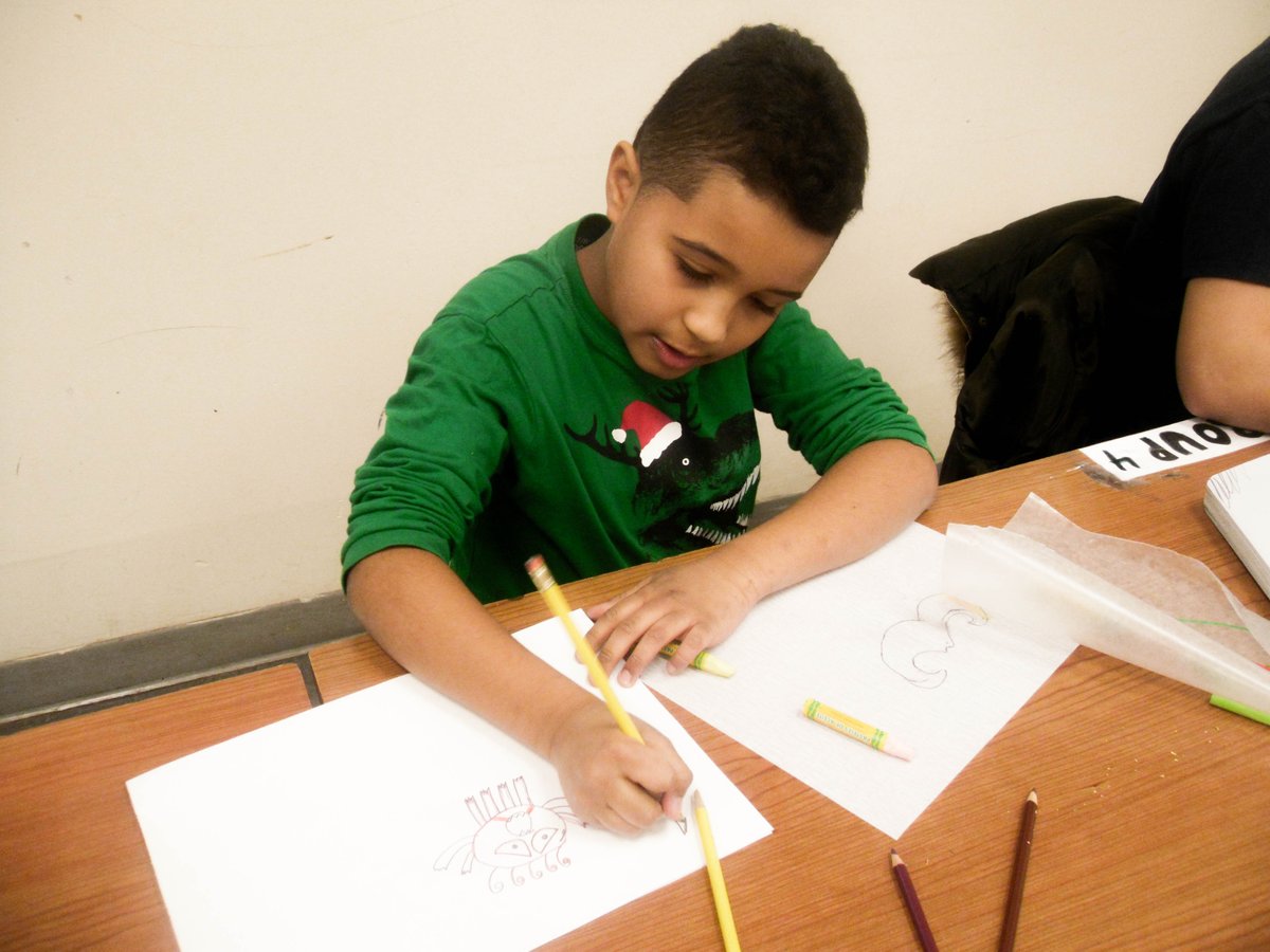 ArtsmithNY's tweet photo. #ArtNoLabel // Learn how you can help #underservedchildren in #theBronx at https://t.co/6dbfzaFZCu [ All the cool people are doing it!] https://t.co/i1MAzoce62