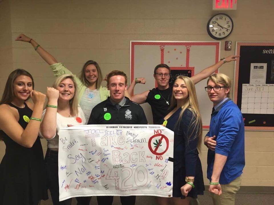 SAFEYouth's tweet photo. Mancelona High School-Takes Back 420! https://t.co/Yw0IJFEvBv