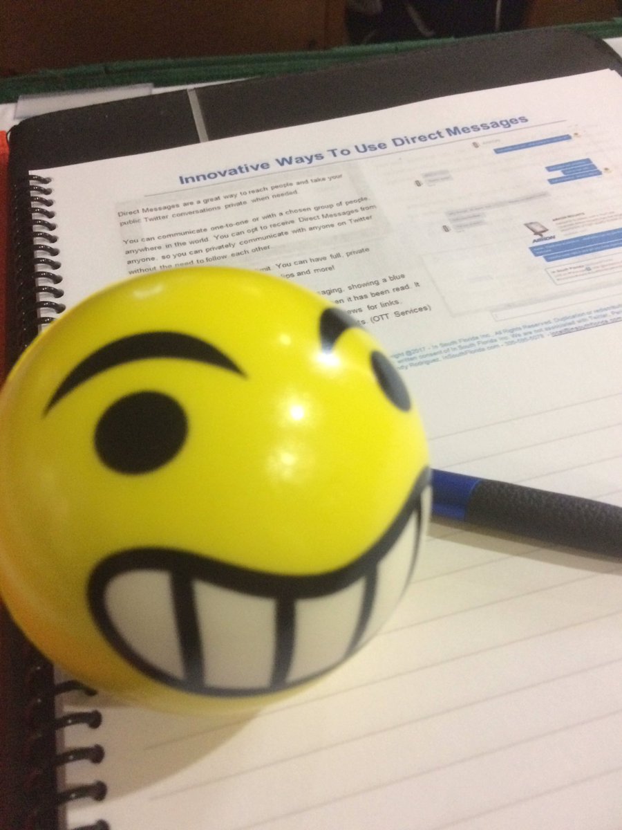 Albasulto's tweet photo. Getting schooled in social media marketing #SMMastery @InSouthFlorida @FCSPatriots https://t.co/f3jqRCsANv