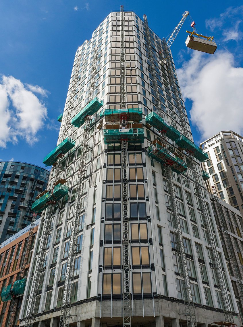 GA_Dominguez's tweet photo. Europe’s largest #modular tower snaps into place in Wembley: https://t.co/K3FJCrmtWj #construction via @globalconreview https://t.co/w5FXJXnOHo