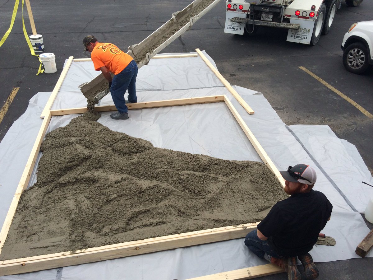 Christopher Bennett tweet media