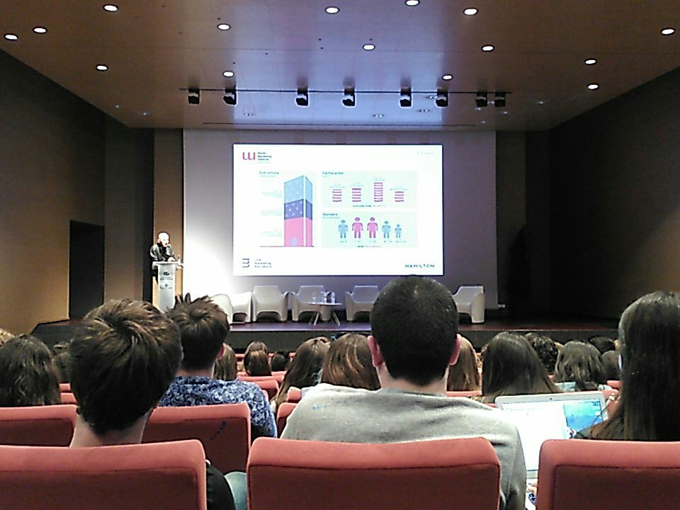 Pau_Ferrerp's tweet photo. I la meitat de treballadors d'aquestes grans empreses són freelancers, becaris i treballadors d'ETT... #MKTecnocampus17 https://t.co/jwFQzhuoIN