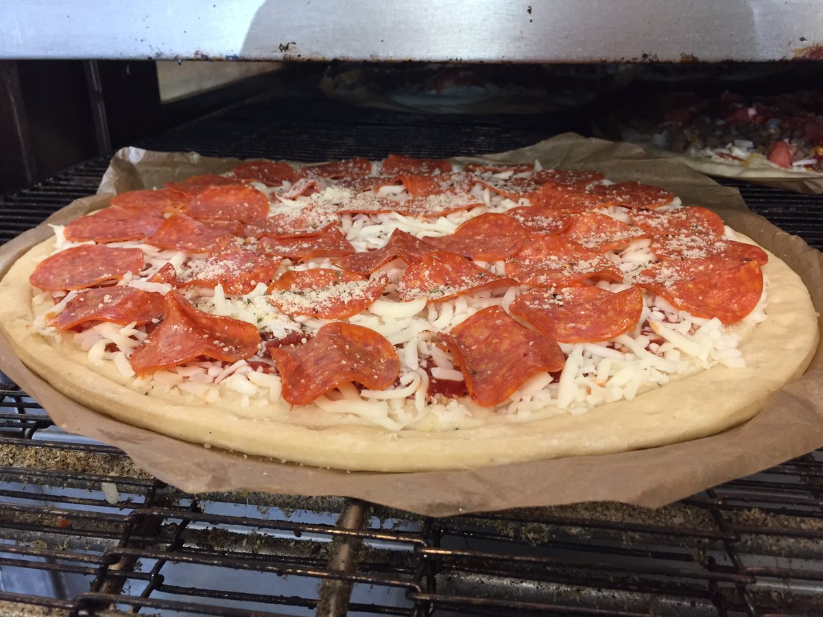 Some of the freshest pizza going in the oven for our customers. #bestpizzaintown