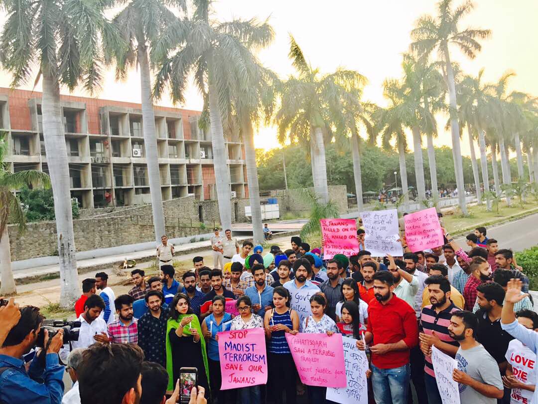 LubanaManoj's tweet photo. @NsuiPU candlelightmarch offering condolences to 35 CRPF men.@nsui highlighted da lack luster approach of C. Govt 2 fight Naxalite terrorism https://t.co/t1AnhmjMhj