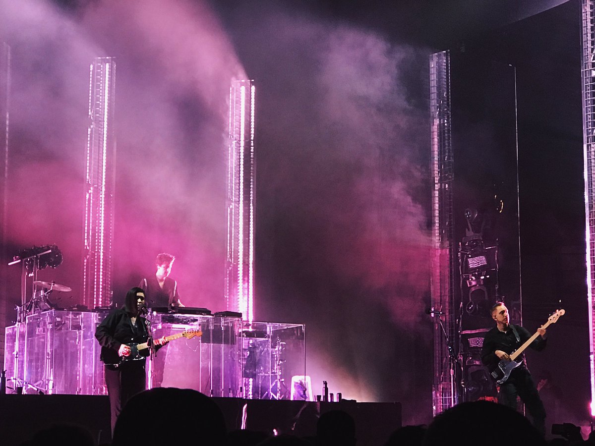 _estephanni's tweet photo. ✖️| The xx | Portland | 04.23.17 | ✖️
#ISeeYouTour https://t.co/SjIBV9g850