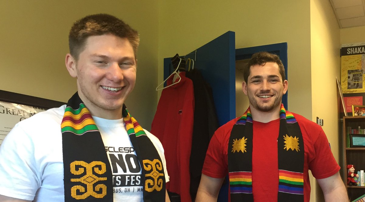 OMSAatOWU's tweet photo. Joshua Pyles '17 &amp; Peter Cook '17 picked out their graduation stoles. Congrats Class of 2017! #omsaatowu #ohwooo #JoshuaPyles17 #PeterCook17 https://t.co/1TcOHsIvmk