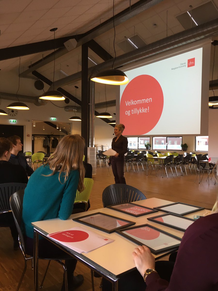 TreinMoller's tweet photo. Velkomst og gode nyheder om bedre dagpenge til freelancere og selvstændige! #DMTalent #DerforDM @magistrene https://t.co/O08RSNLCtT