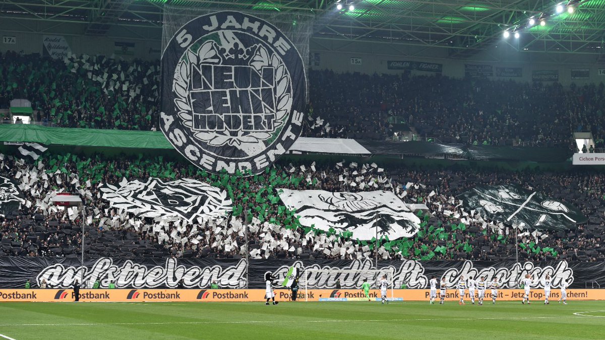 Fussball_Bild's tweet photo. Nur Stunden vorm Anpfiff - Putz-Kolonne zerstört Gladbachs Fan-Choreo https://t.co/w7ybSSDNvh https://t.co/bXSmXHBq22