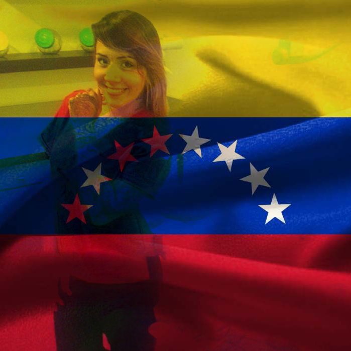 Soy #venezolana madre odontóloga, mujer, esposa, meditadora,modelo #tatuada y ahora miss y tengo tiempo d poner ese granito d arena xmi país