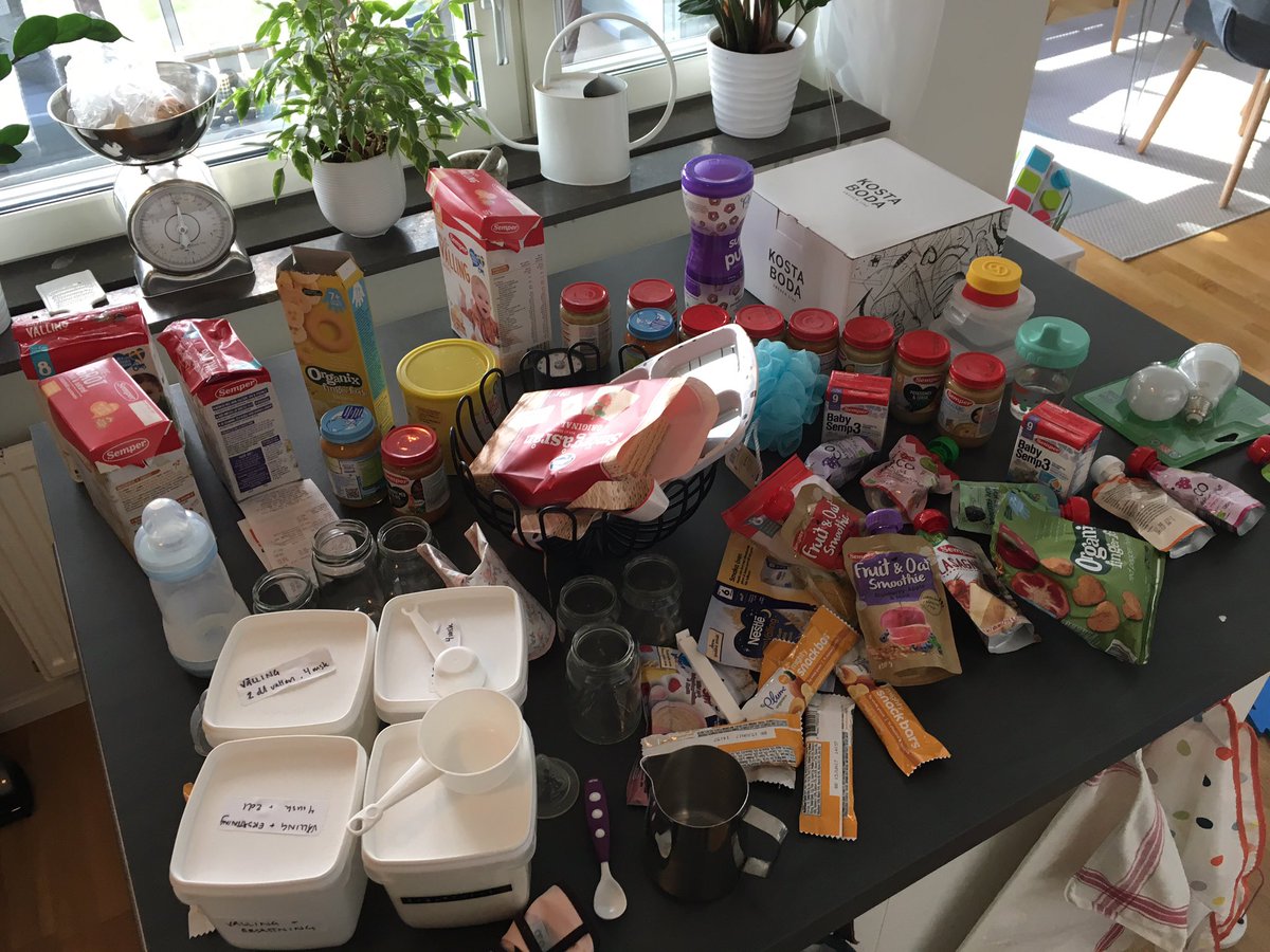 leanthis's tweet photo. This is my stock of baby food, so what do my costumer need? #wasteornot https://t.co/fkKKsQUWxr