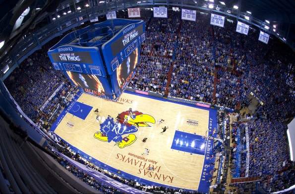 chris_teahan11's tweet photo. Excited to announce that I will be furthering my education and playing basketball at the University of Kansas 🔵🔴 #RCJH https://t.co/6yPDkOBjQF