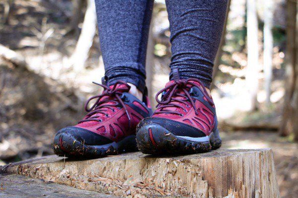 suziconfesses's tweet image. Let's #TakeAHike with #MerrellCanada bit.ly/2pxMOai @MerrellCanada #sponsored #hiking #fitflluential #sweatpink