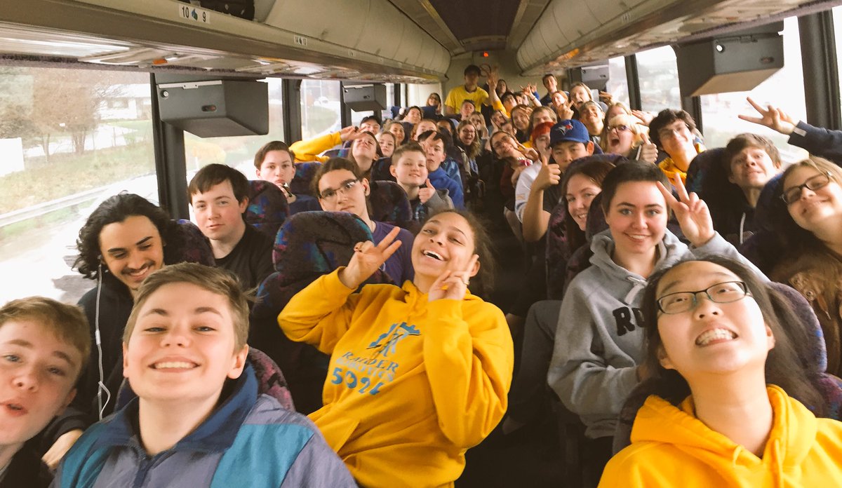 FRC5024's tweet photo. Across the border and on our way to #FIRSTChamp in #stl @HBBeal https://t.co/XX3rRyxPoT