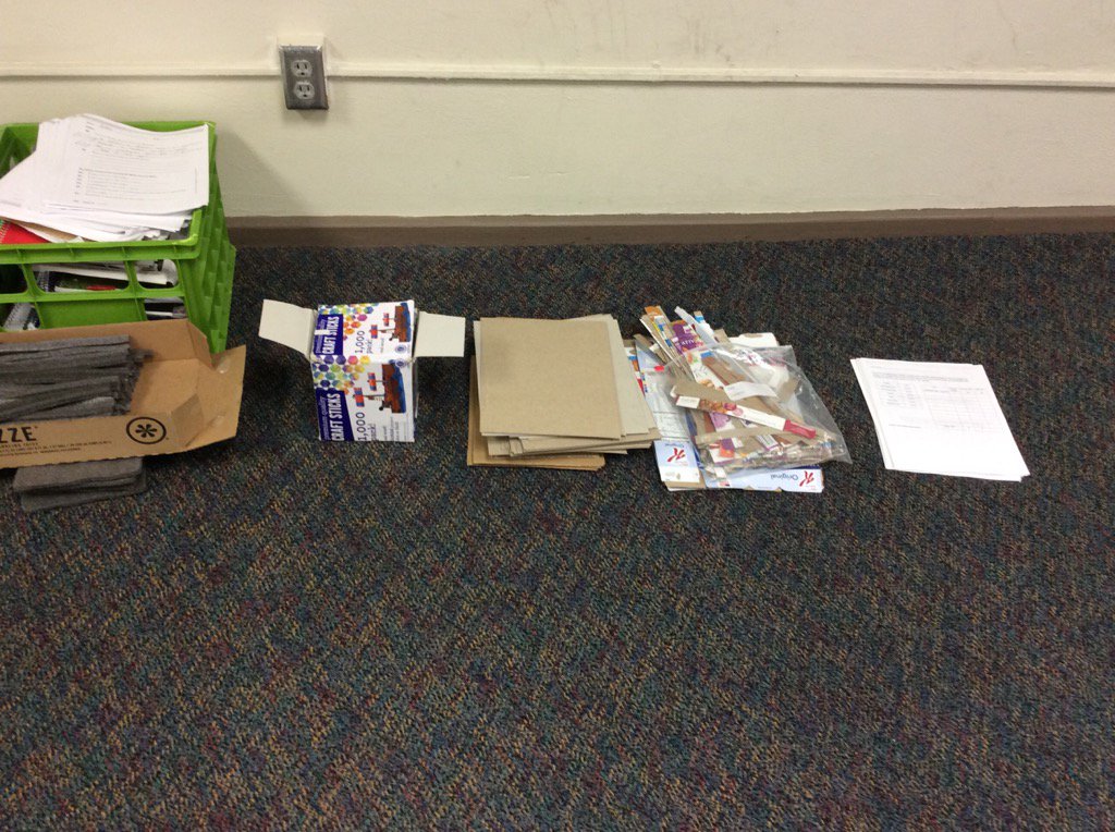 c_stem's tweet photo. @usd383 all ready to share marble cardboard maze project at WW #SuccessWithSTEM #STEM https://t.co/hUfWCMggfQ
