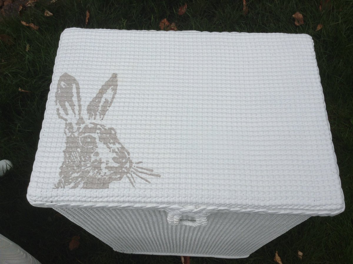 TheFoldCIC's tweet image. This week @willowhomegifts are #studiooftheweek! Check out some of the unique items Jan and Tina have in store! #vintage #upcycling #gifts