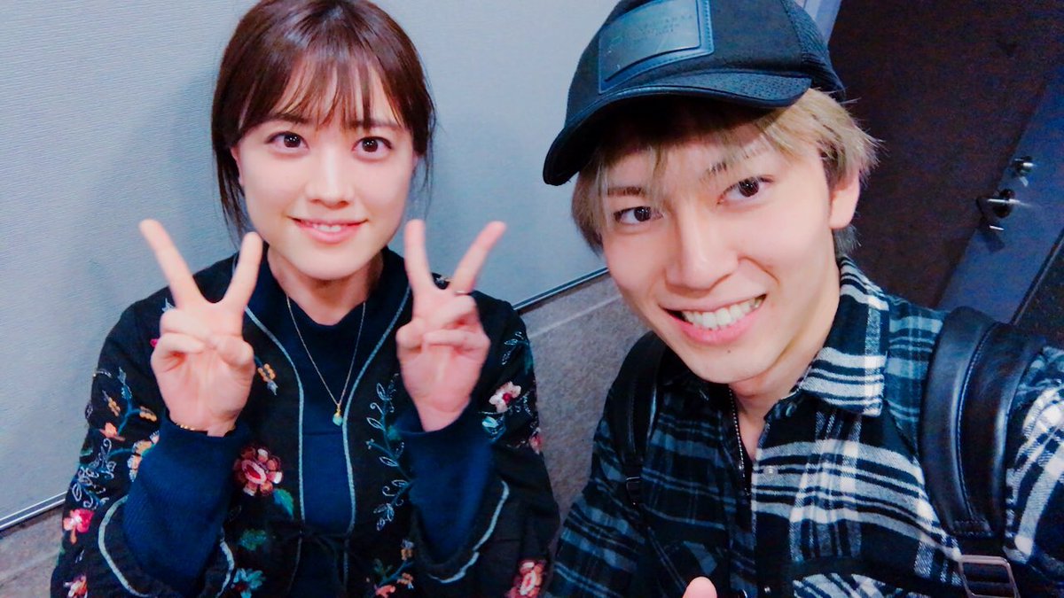 鮎川太陽 福田沙紀さん いや 呼び捨てでもいーか 笑 金八先生で麻田玲子役で 俺は小塚崇史役 それが初めての出会い 当時は14歳だた 縁があって高校も一緒だし ミュージカルピーターパン でも共演した 久しぶりの再開に 見にきてくれて