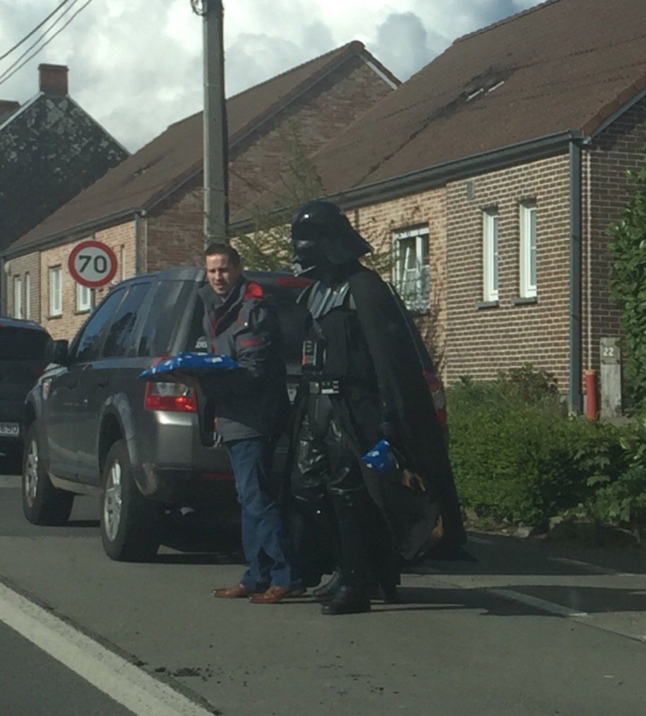 Cosiddetto's tweet photo. #Breaking News : #DarthVader has landed! ... in #Belgium ! #Frasnes https://t.co/cU9KdPyY4B