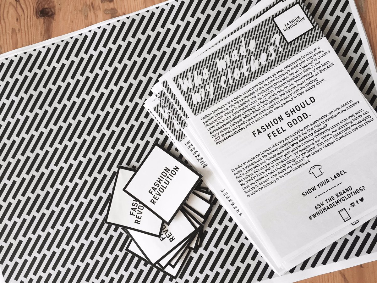 LucyCaster_'s tweet photo. Getting ready for tonight's Screening in Dundee for @Fash_Rev see you there! https://t.co/uDsuxwwM5w #fashrevdundee17 #whomademyclothes https://t.co/uJzDKalAXT