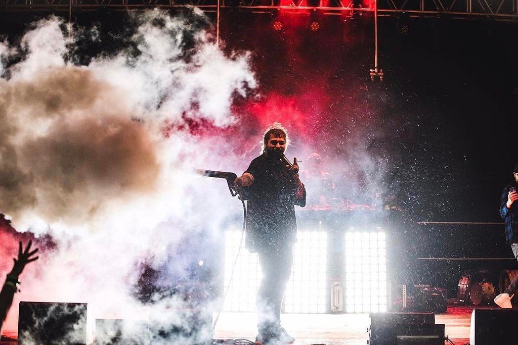 CONGRATULATIONS 🚬💨 <a href="/postmalone/">Post Malone</a> ift.tt/2osC1yL
