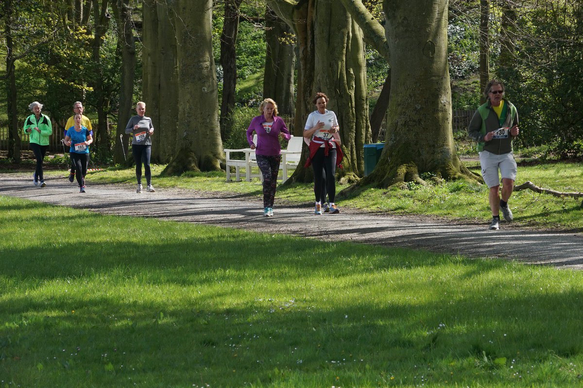 VillaOckenburgh's tweet photo. #Weeronline geeft voor zaterdag cijfer 7. Mooi weer voor #OCK_Run https://t.co/1dCSRSI1QS Mooi parcours #ockrun Inschrijven kan nog https://t.co/TRZ8yS6rsW