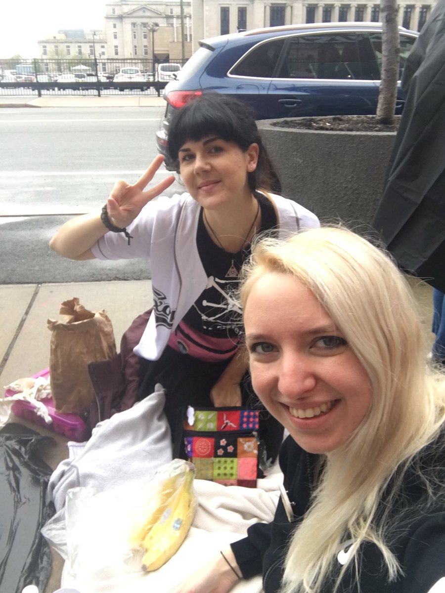 1919Susie's tweet photo. And we out here!!!! Come find me for a ceramic pin/stickers!!! Pins are 1 for $3, 2 for $5!! @blessedapollo #EXO #EXORDIUM #EXOLANSIS https://t.co/kS2YZ43P1X