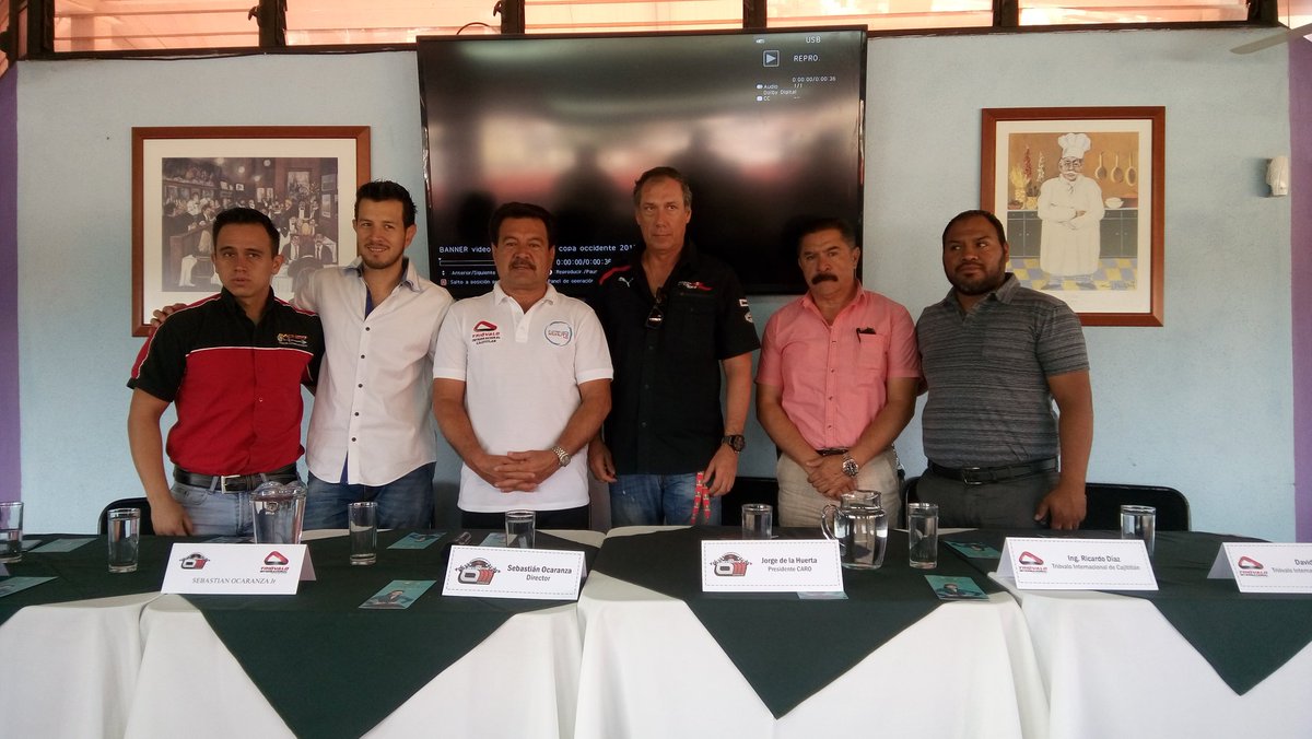 IvanHortega's tweet photo. Todo listo para que rujan los motores este fin de semana con la #CopaOccidente de automovilismo en el Trióvalo de #Cajititlan.
@ELOCCIDENTAL https://t.co/e3yTaj9NZA