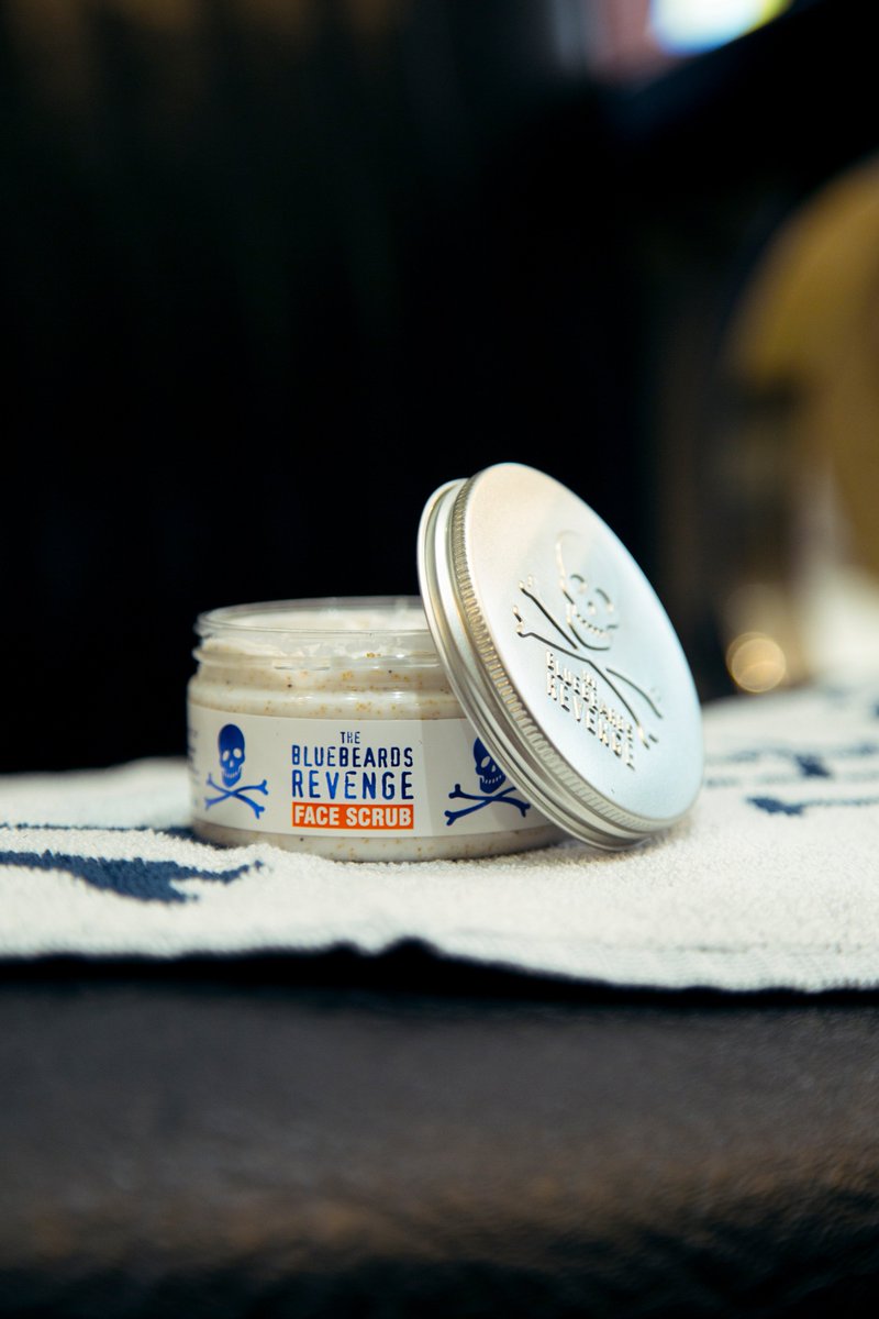 BluebeardsES's tweet image. Los que habeis probado nuestro nuevo exfoliante, contadnos, ¿que os ha parecido? bluebeards-revenge.co.uk/product/the-bl… #barba #exfoliante #barberia
